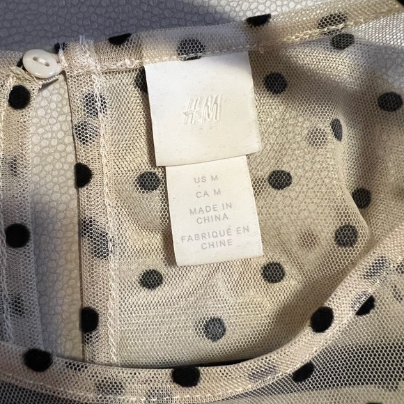 H&M Cream Polka Dot Spot Sheer
Tulle Mesh Tiered Midi Medium NWT - Picture 4 of 5